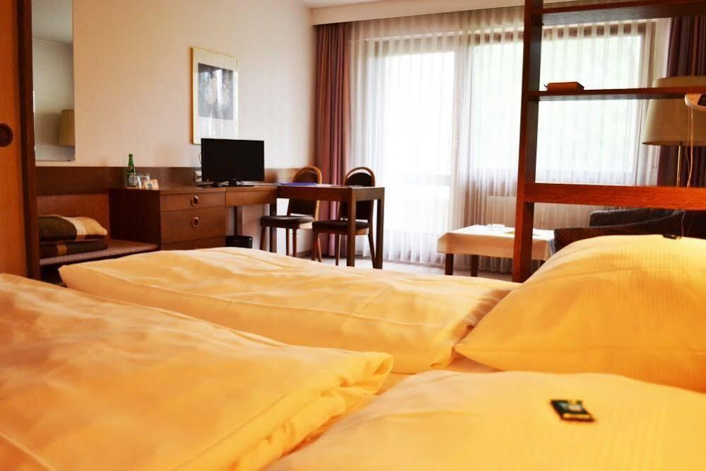 Hotel Quellenhof บัดอูราค ภายนอก รูปภาพ